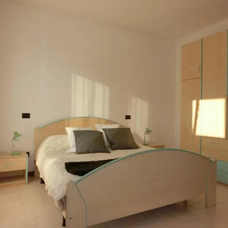 Appartement Cozy Poolside Garden Flat In A Peaceful Bibione